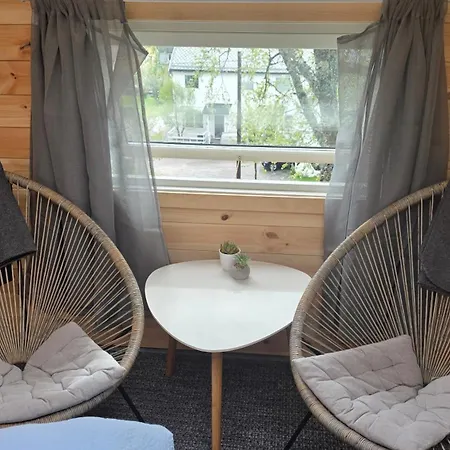 The Perfect Stop - Aurora 山林小屋
